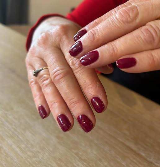 SMALTO CND VINYLUX Tinted Love